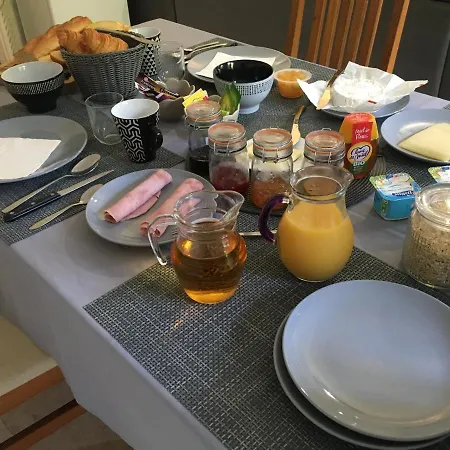 Folespoir Bed and Breakfast *